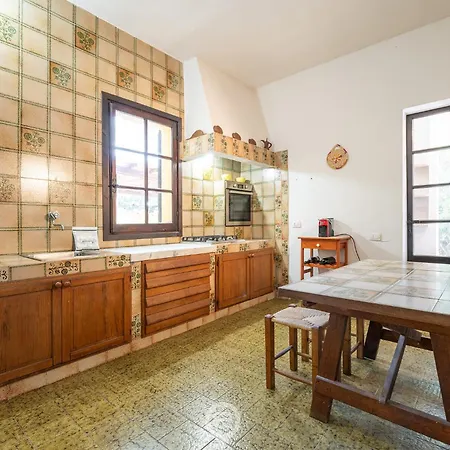 Estay - Sunny - Garden & Parking Vila *