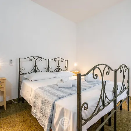 Estay - Sunny - Garden & Parking *
