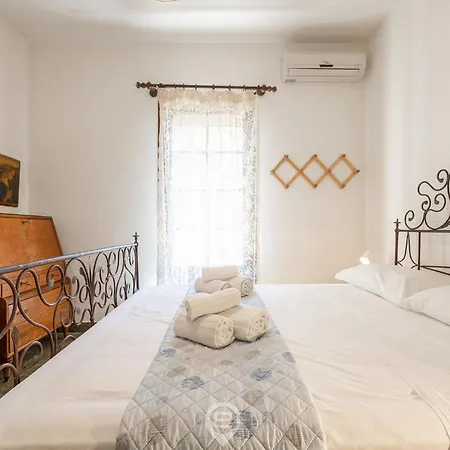 Villa Estay - Sunny - Garden & Parking