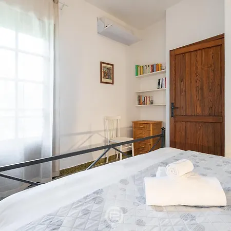 Villa Estay - Sunny - Garden & Parking