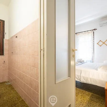 Villa Estay - Sunny - Garden & Parking Santa Margherita di Pula